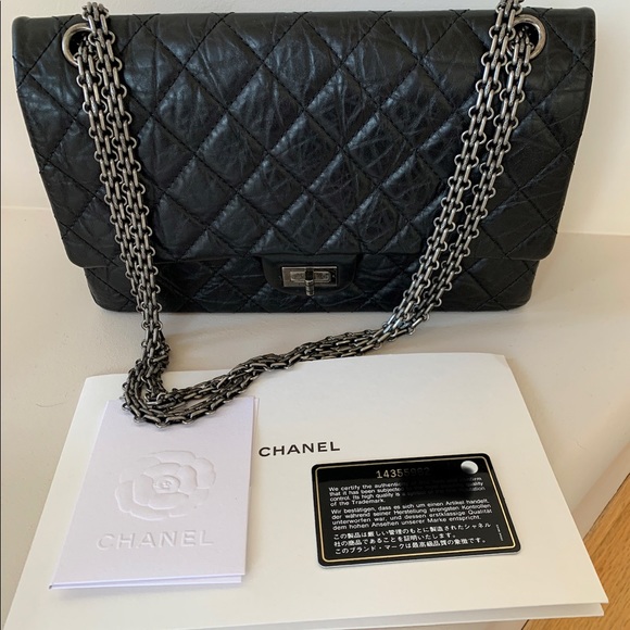 AUTHENTIC Chanel 2.55 Reissue 226 - Picture 2 of 12